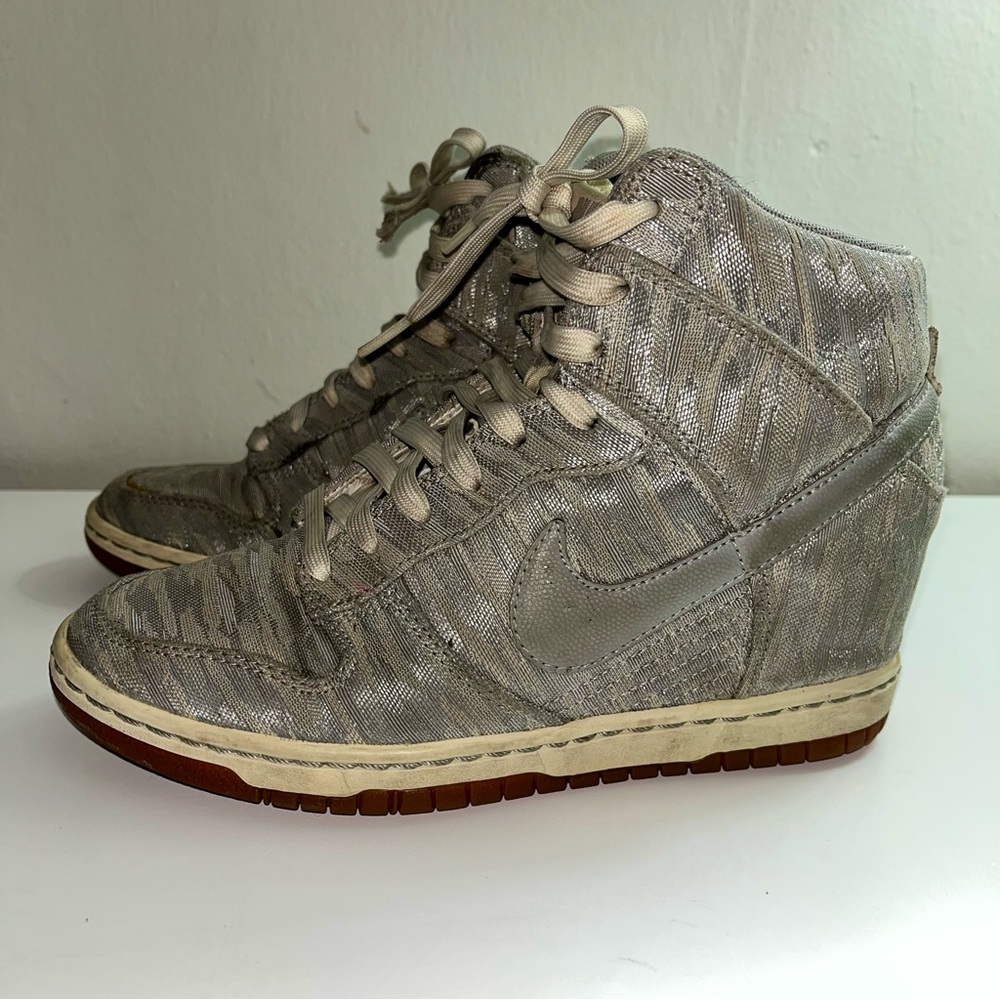 Nike Women's Dunk Sky High Wedge Sneakers Size 6.5 - Picture 9 of 9